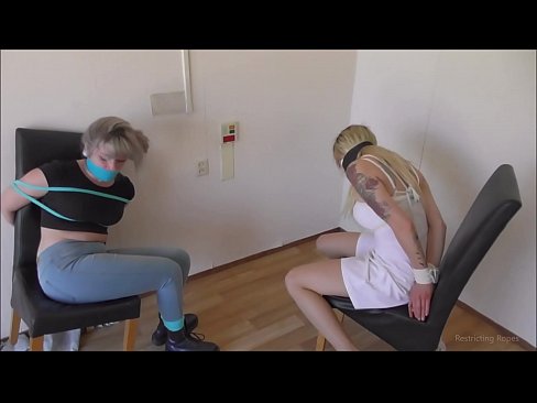❤️ Avhengig / bundet opp og kneblet / jente i nød ☑ Kvalitetssex ved no.pornmega-com.ru ❌